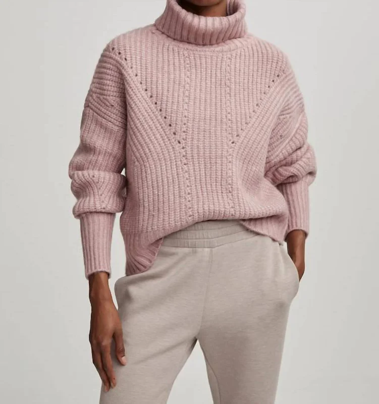 Rogan Cropped Knit Sweater In WoodroseCroptopvr