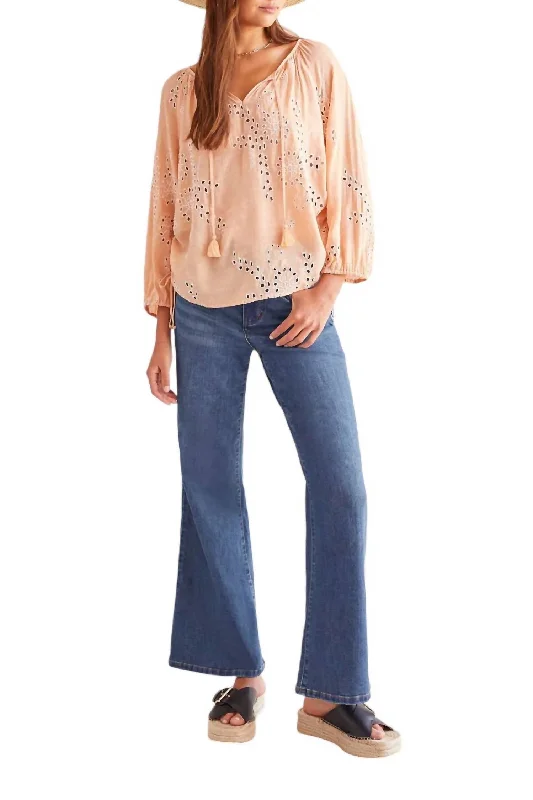 3/4 Sleeve Blouse In PeachHigh-Fashion Shirts