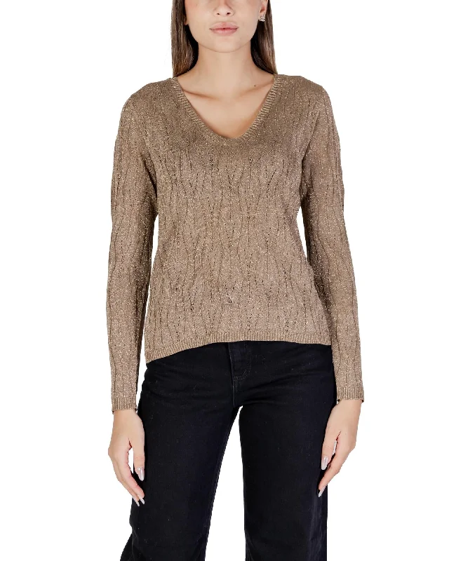 Only  Women's Cable Knit V-Neck Sweater