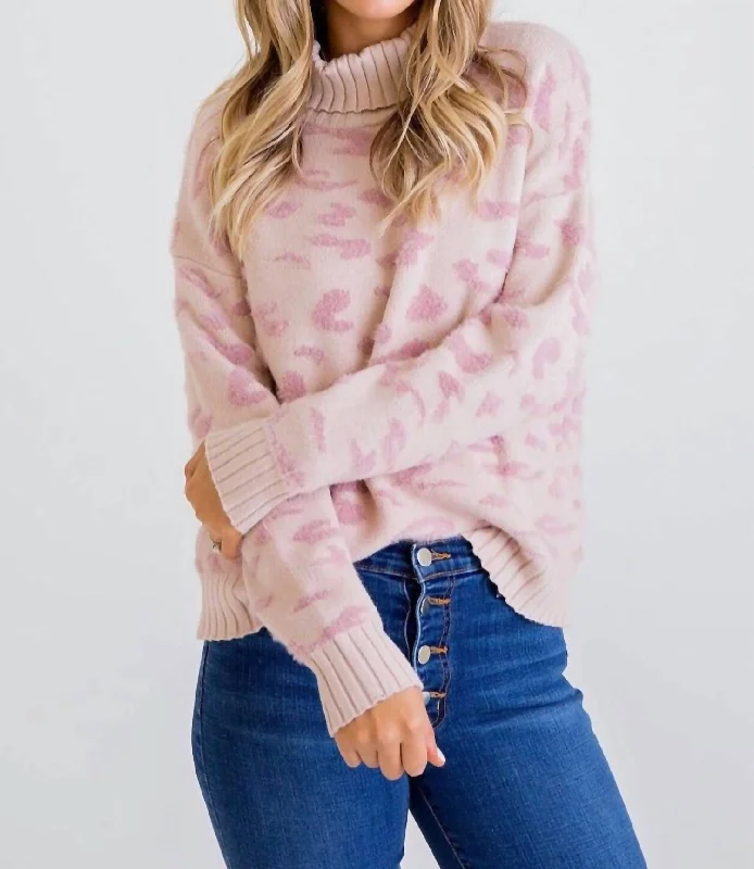 Leopard Turtleneck Sweater In Pink