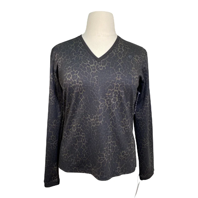 Arista 'Quintessential' V-Neck Sweater in Leopard - Women's XXL