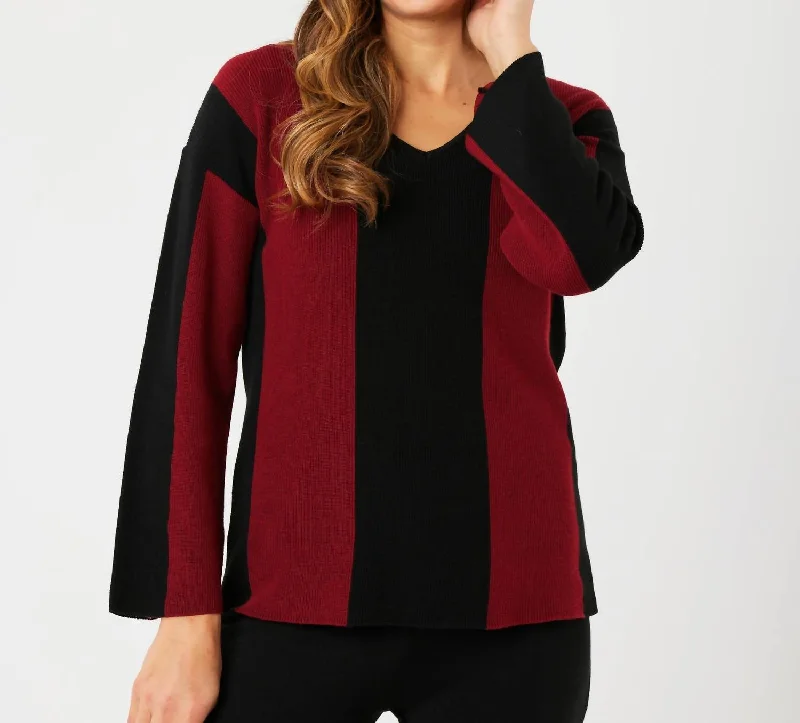 V-Neck Ribbed Sweater In Black/wine